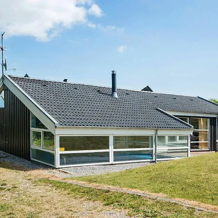 Fabulous Holiday Home In Ebeltoft With Indoor Pool Ebeltoft