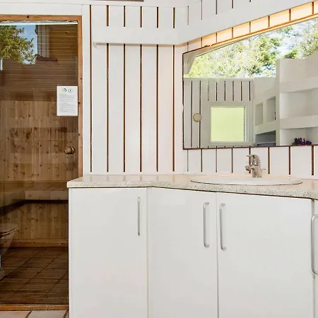 Casa vacanze Fabulous Holiday Home In Ebeltoft With Indoor Pool
